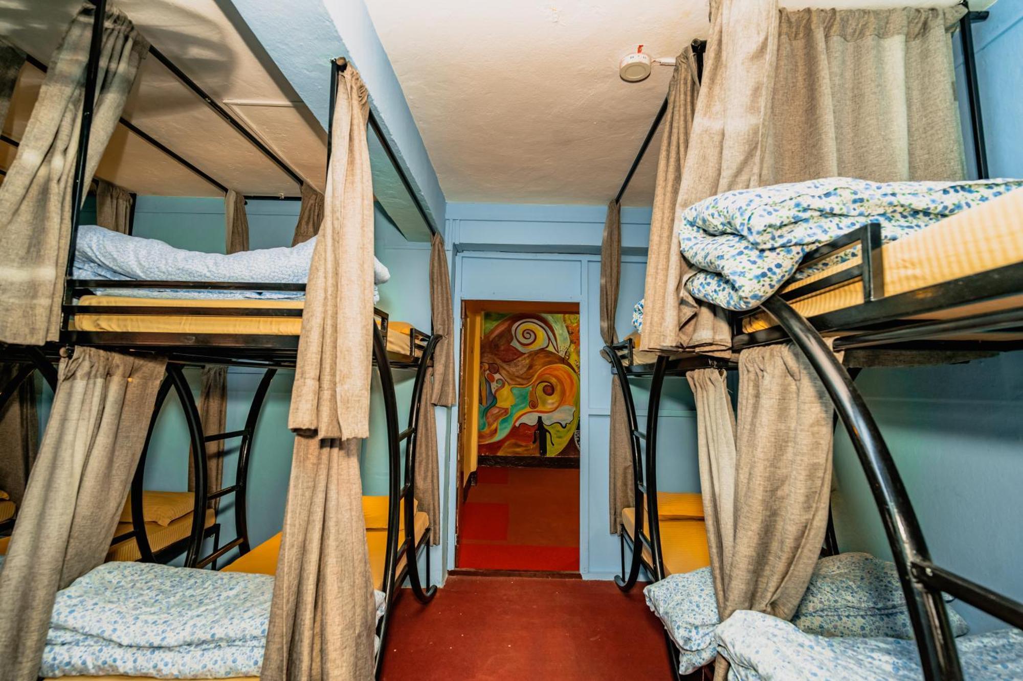 Rest Up Kathmandu Hostel Bagian luar foto