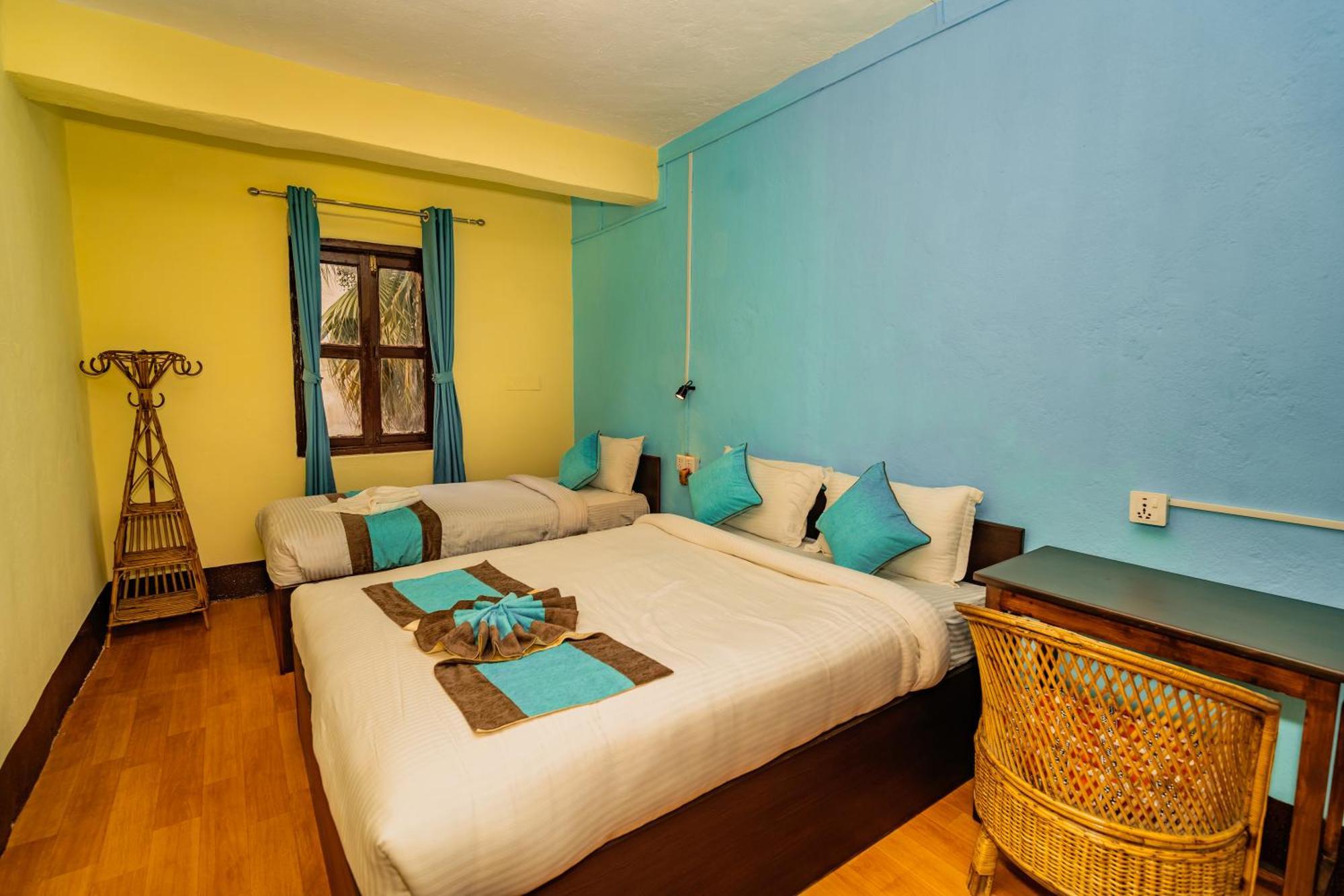 Rest Up Kathmandu Hostel Bagian luar foto